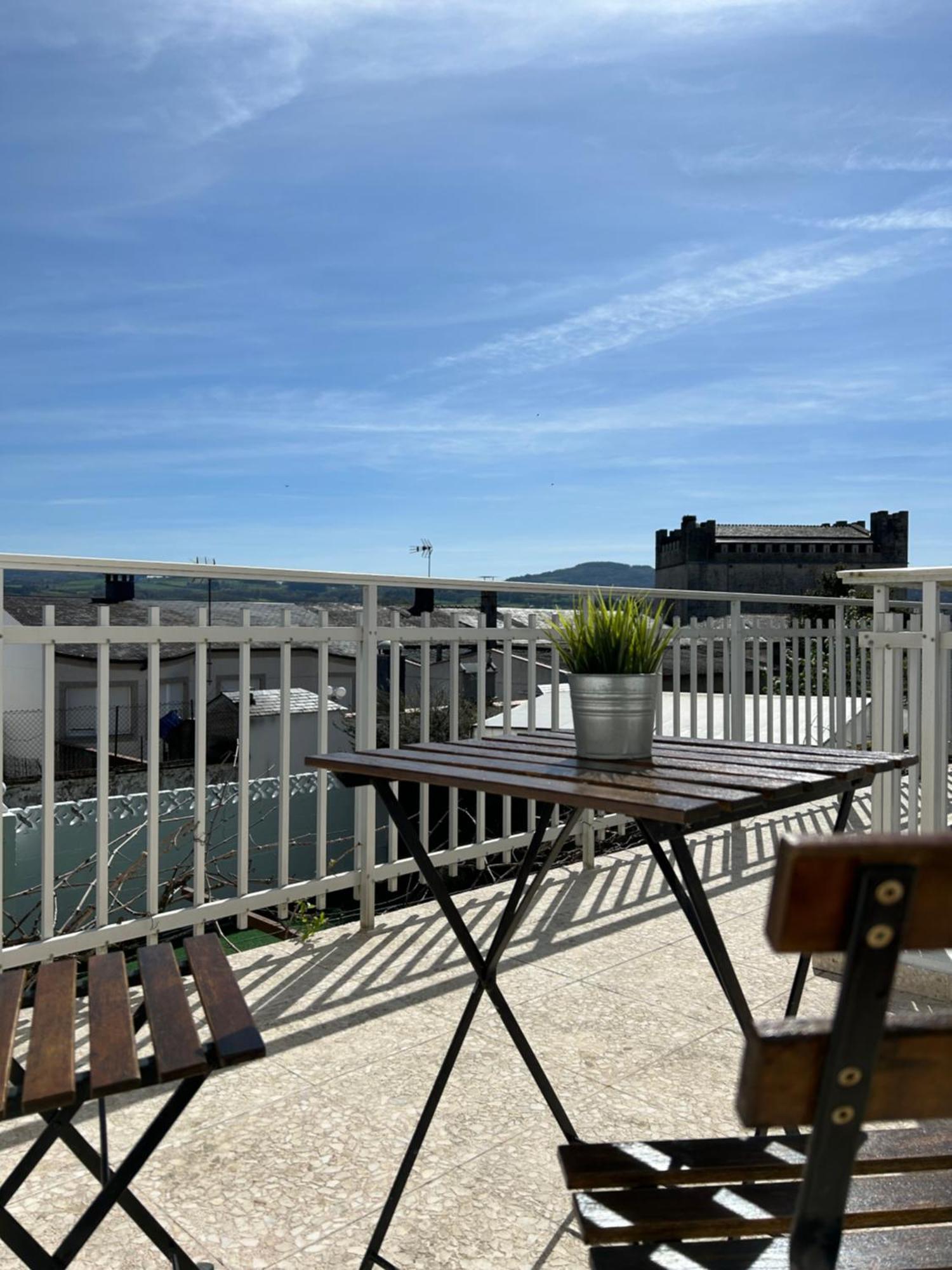 Casa Grande Do Costureiro Camino De Santiago Frances Holiday home *